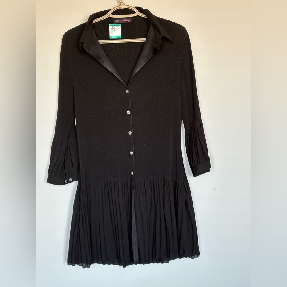 Elena Wang beautiful black dress in ladies size M.